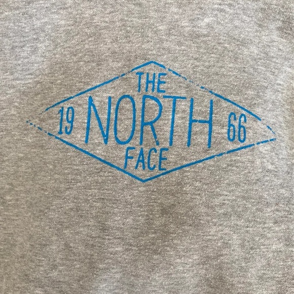 The North Face sweatshirt - Picture 2 of 4
